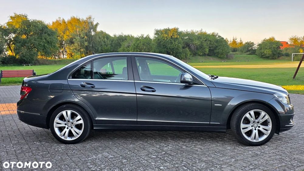 Mercedes-Benz Klasa C 200 CDI DPF Automatik Avantgarde - 14