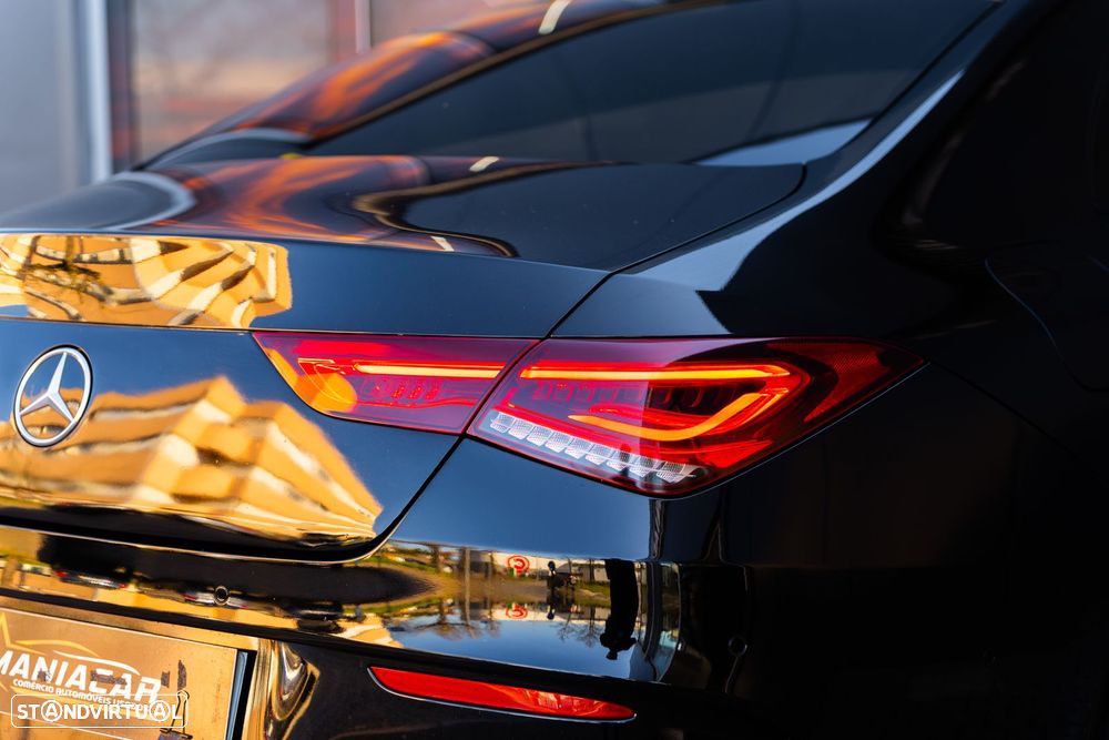 Mercedes-Benz CLA 250 e 8G-DCT AMG Line - 29