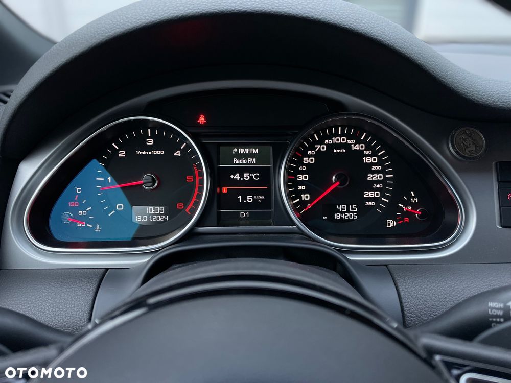 Audi Q7 3.0 TDI DPF clean diesel Quattro Tiptronic - 18