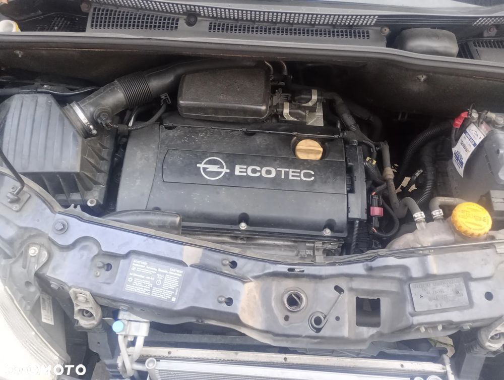 Opel Meriva 1.6 Cosmo - 11