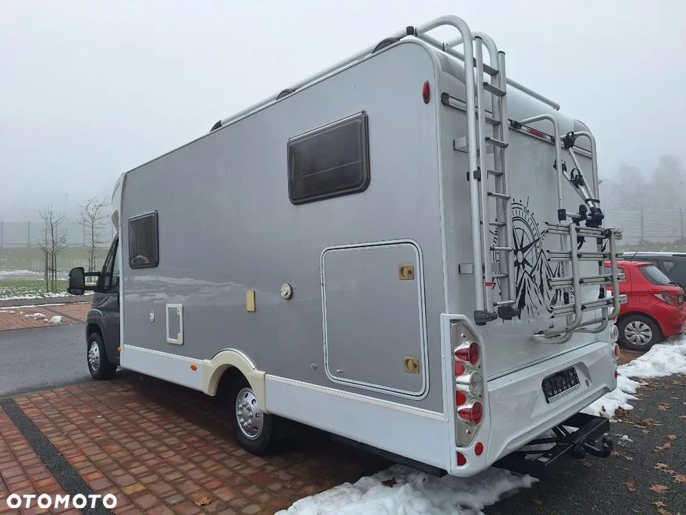 Carado T344 półintegra klimatyzacja - 6