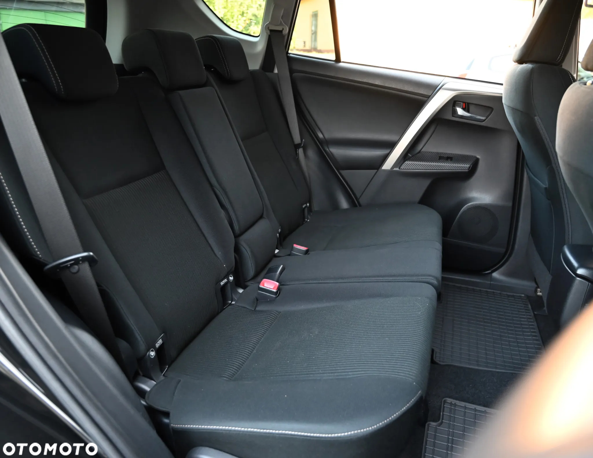 Toyota RAV4 - 32