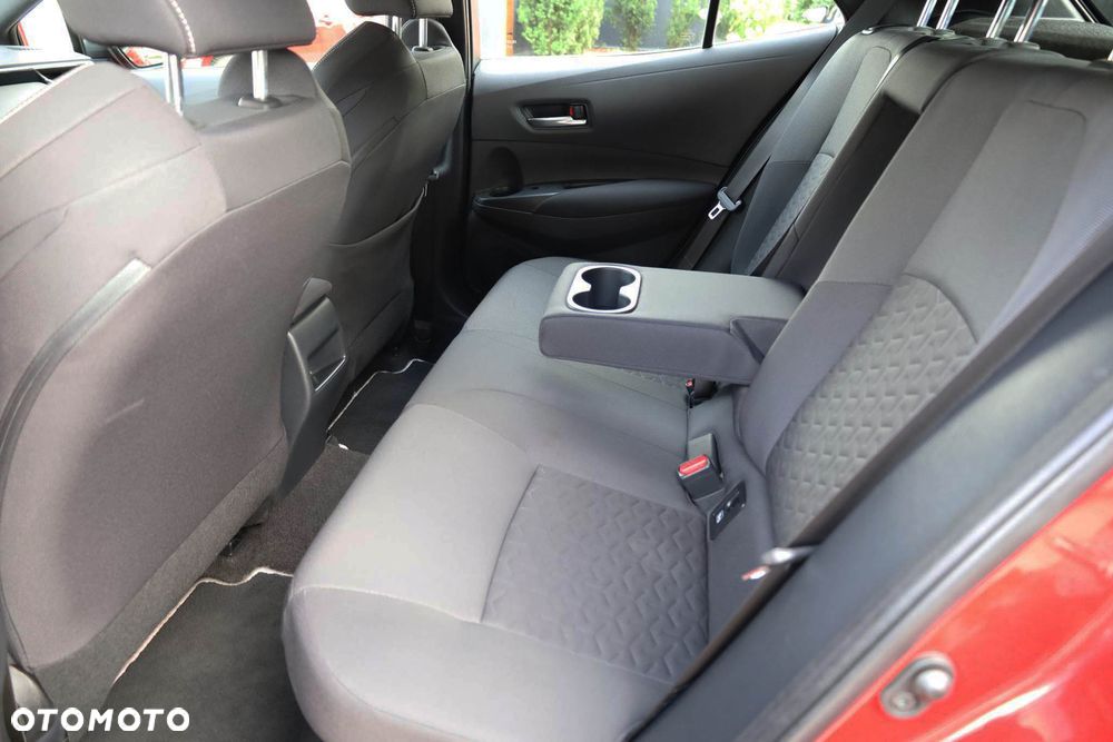 Toyota Corolla 1.8 Hybrid Comfort - 35