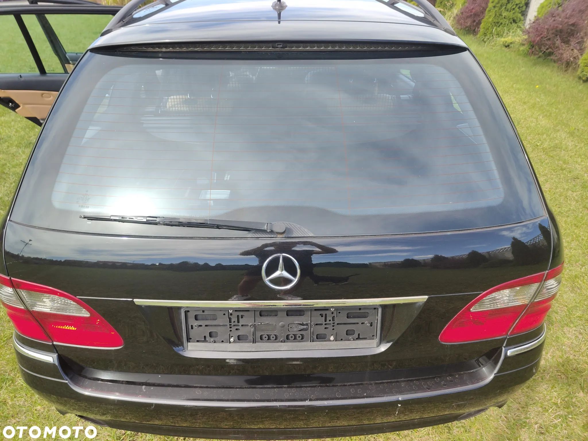MERCEDES W211 KLAPA Tylna Kombi 197 AVANTGARDE Oryginał Lakier - 1