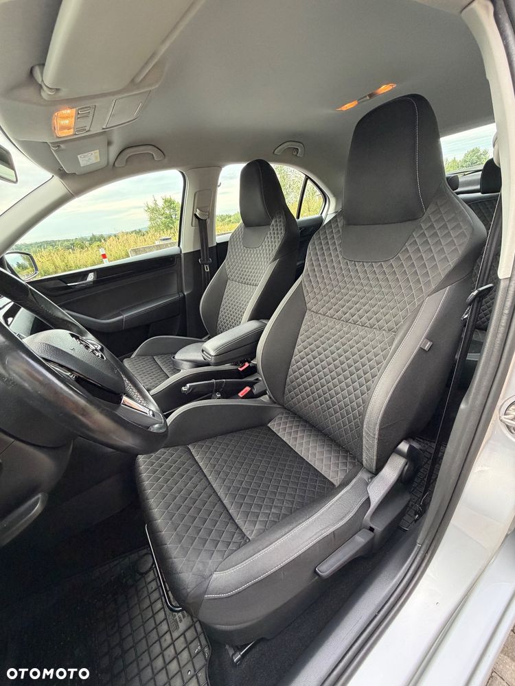 Skoda RAPID 1.0 TSI Ambition - 5