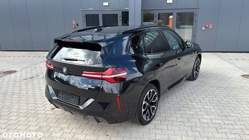 BMW X3 20 xDrive - 13