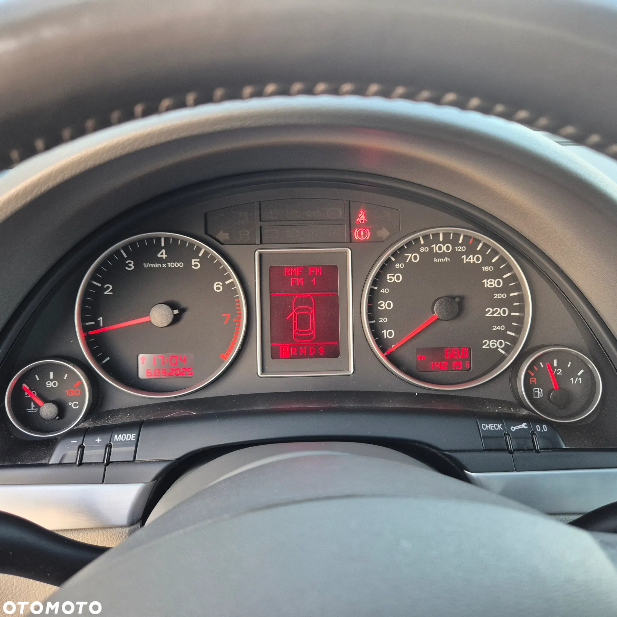 Audi A4 1.8T Multitronic - 12