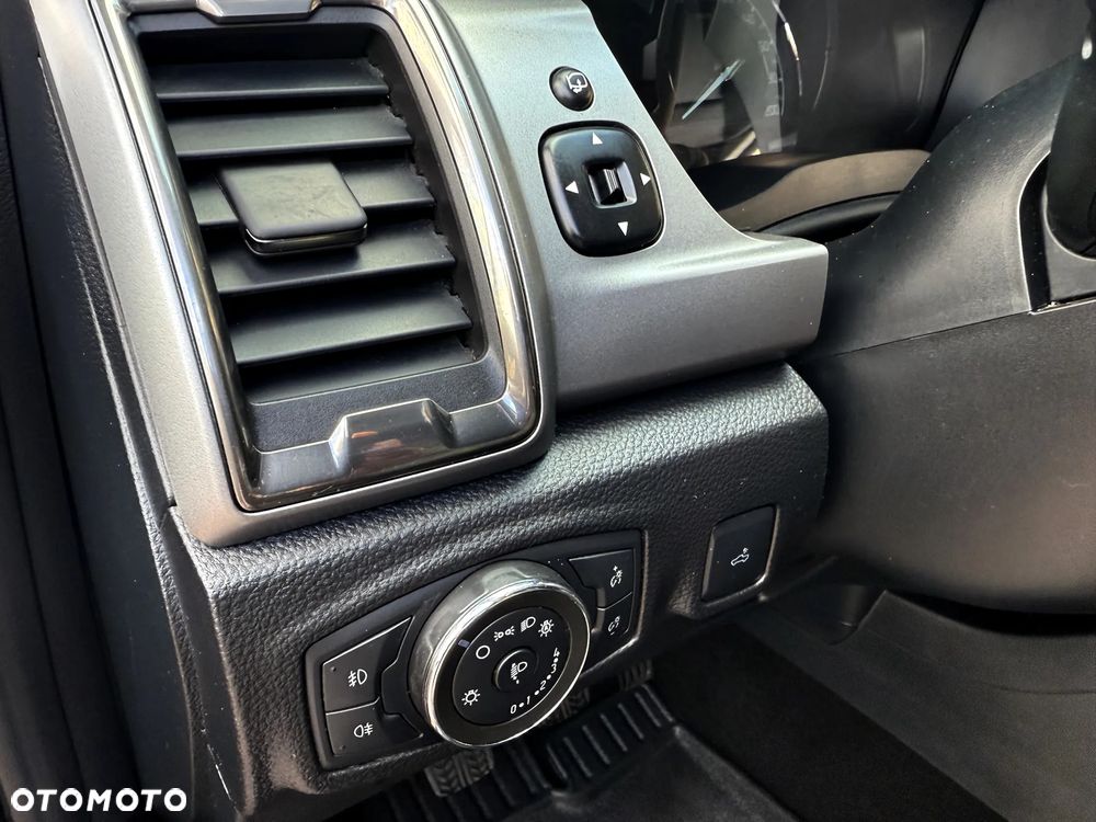 Ford Ranger - 31