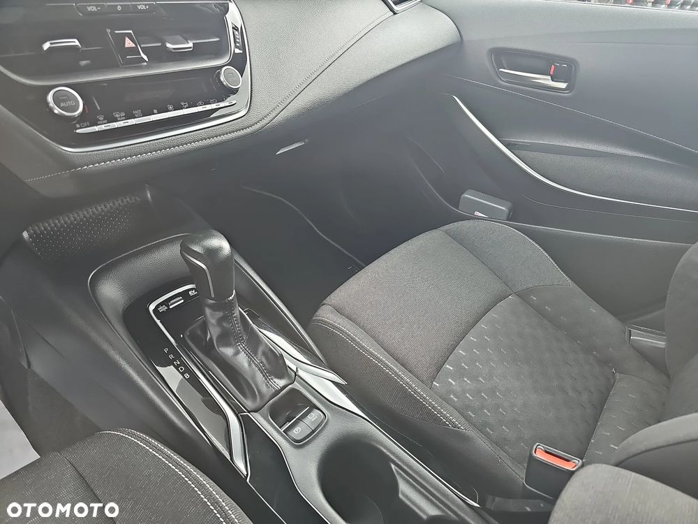 Toyota Corolla - 16