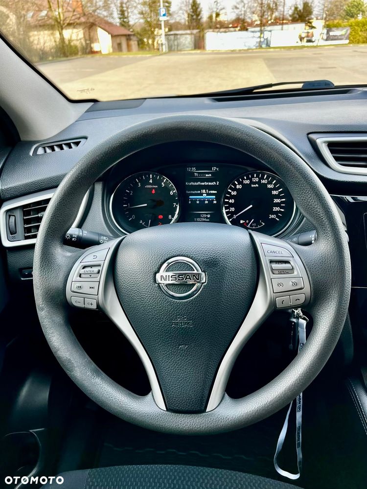 Nissan Qashqai 1.2 DIG-T Visia EU6 - 17