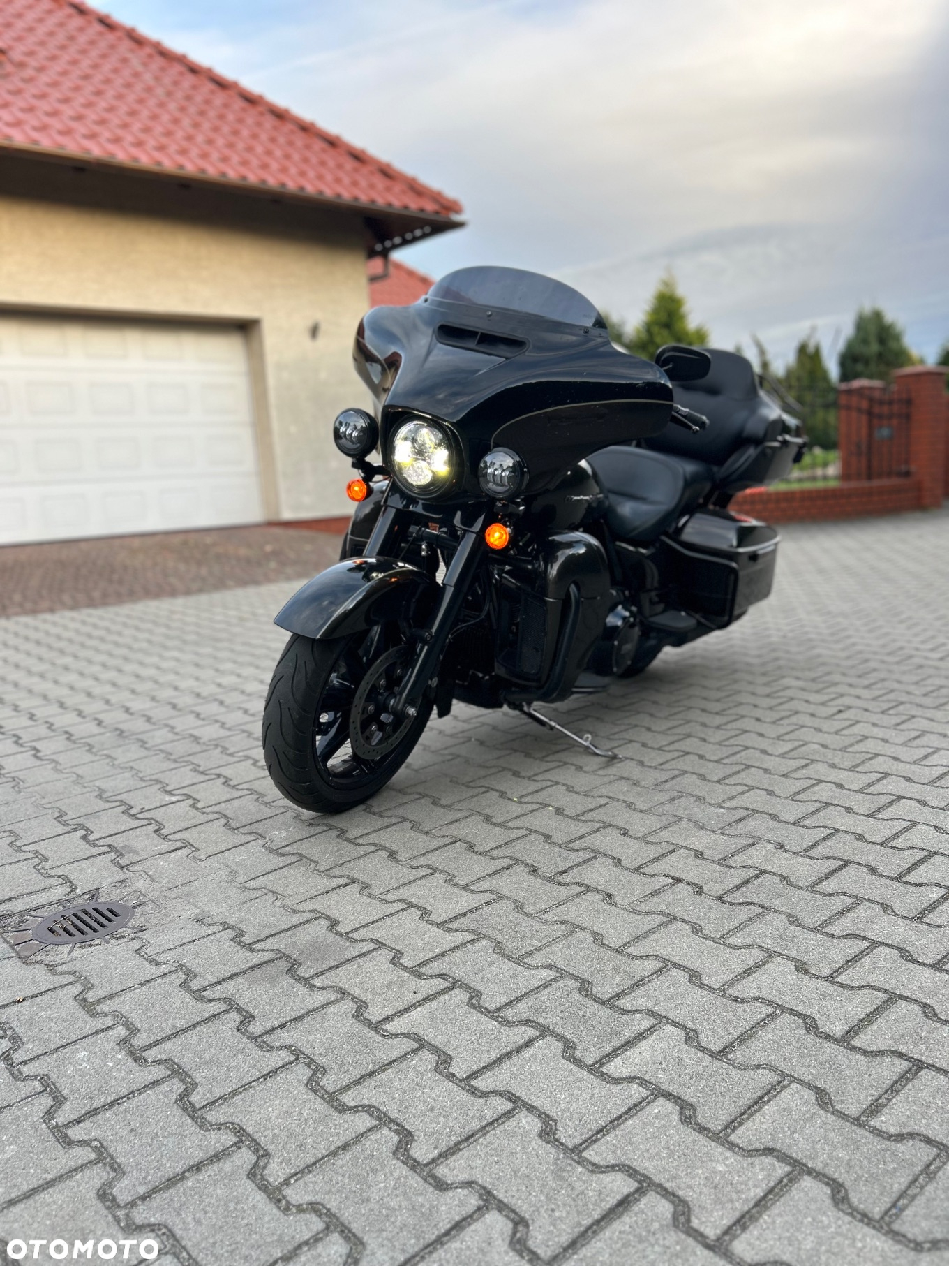 Harley-Davidson Touring Electra Glide - 2