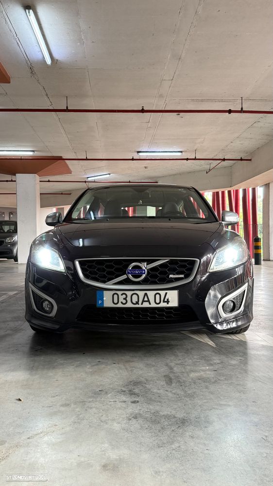 Volvo C30 1.6 D2 R-Design Start/Stop — fotografia 22