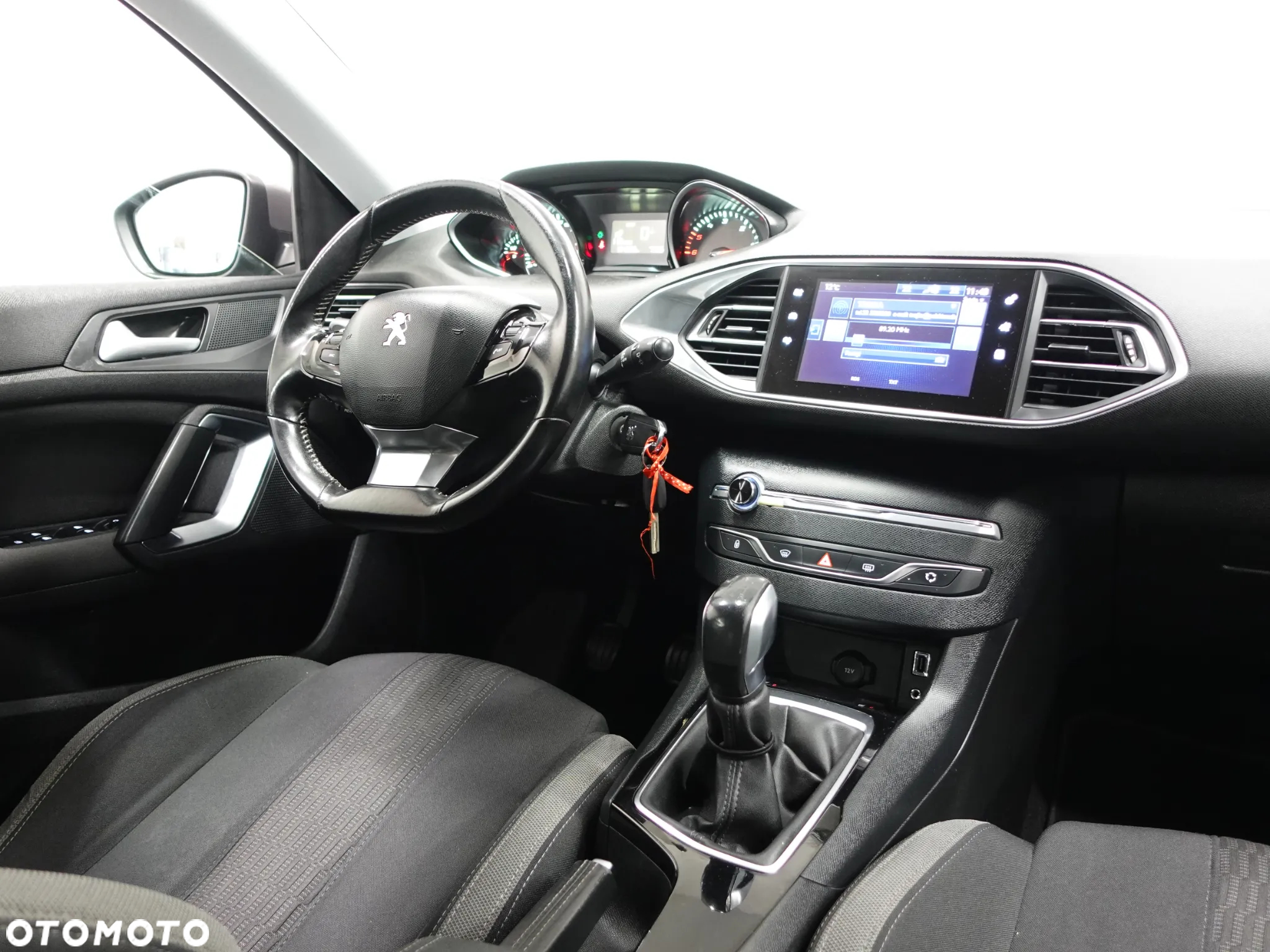 Peugeot 308 1.6 BlueHDi Style S&S - 33