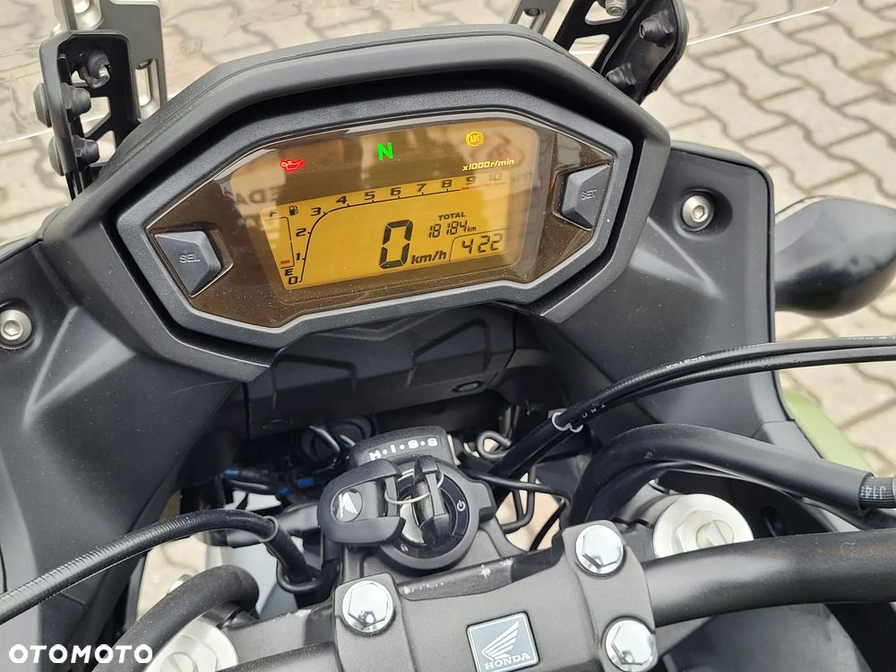 Honda CB - 15