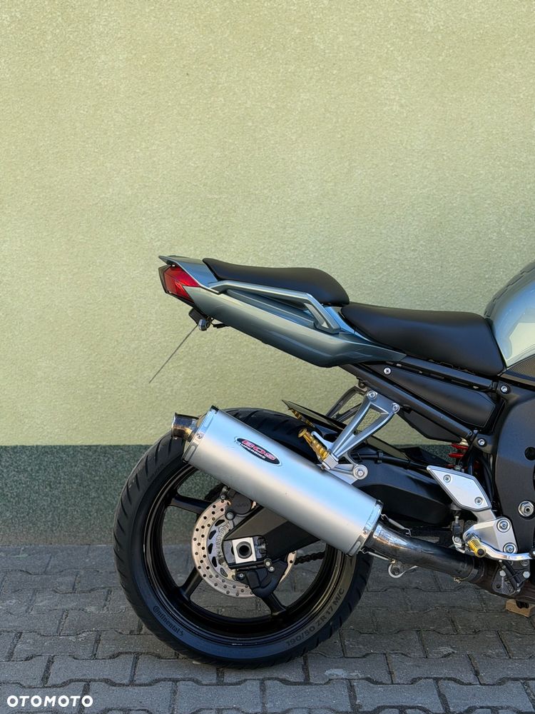 Yamaha FZ - 9