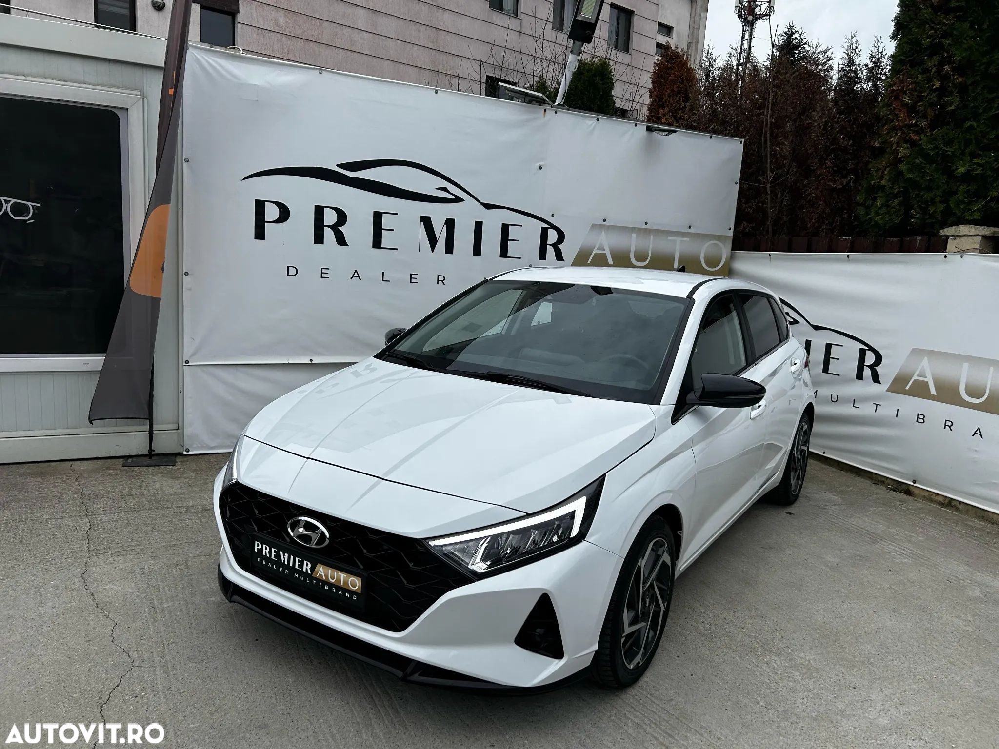 Hyundai i20 1.0 l T-GDi M-Hybrid 100CP 7DCT 5DR Led Line - 1