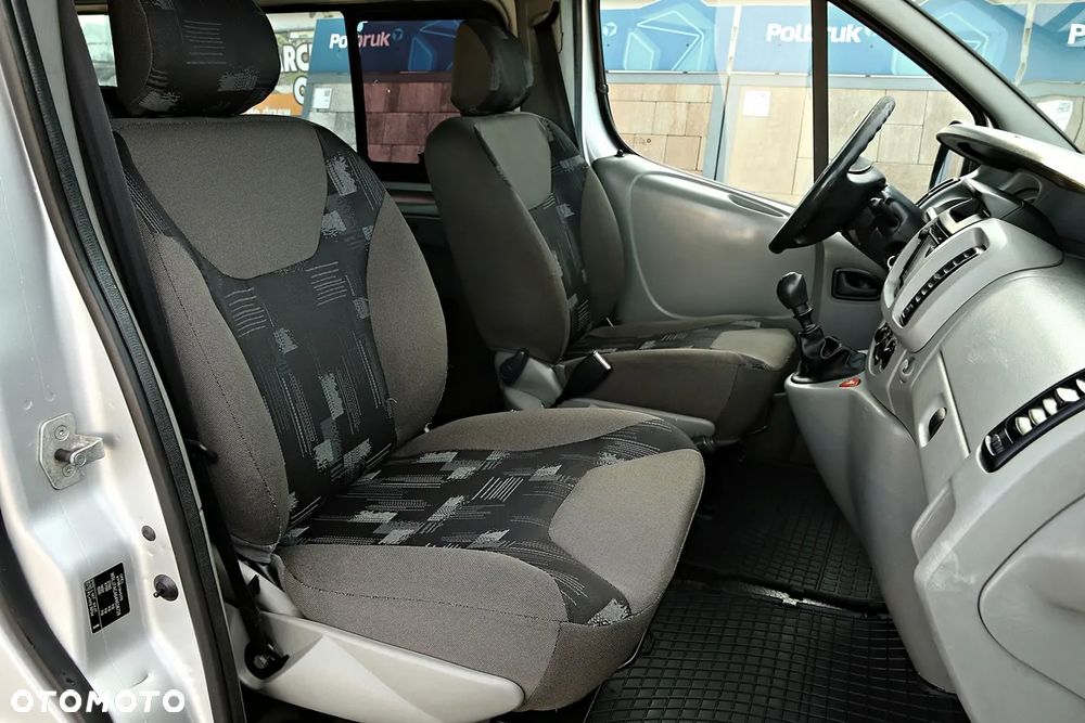 Opel Vivaro - 32