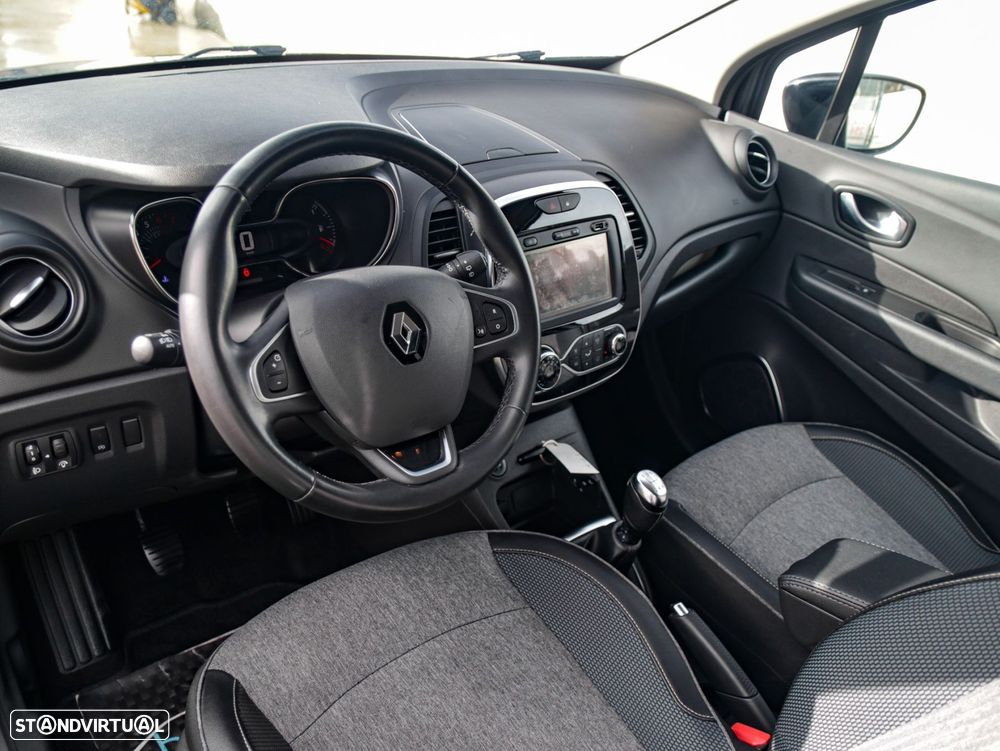 Renault Captur 0.9 TCE Exclusive - 17