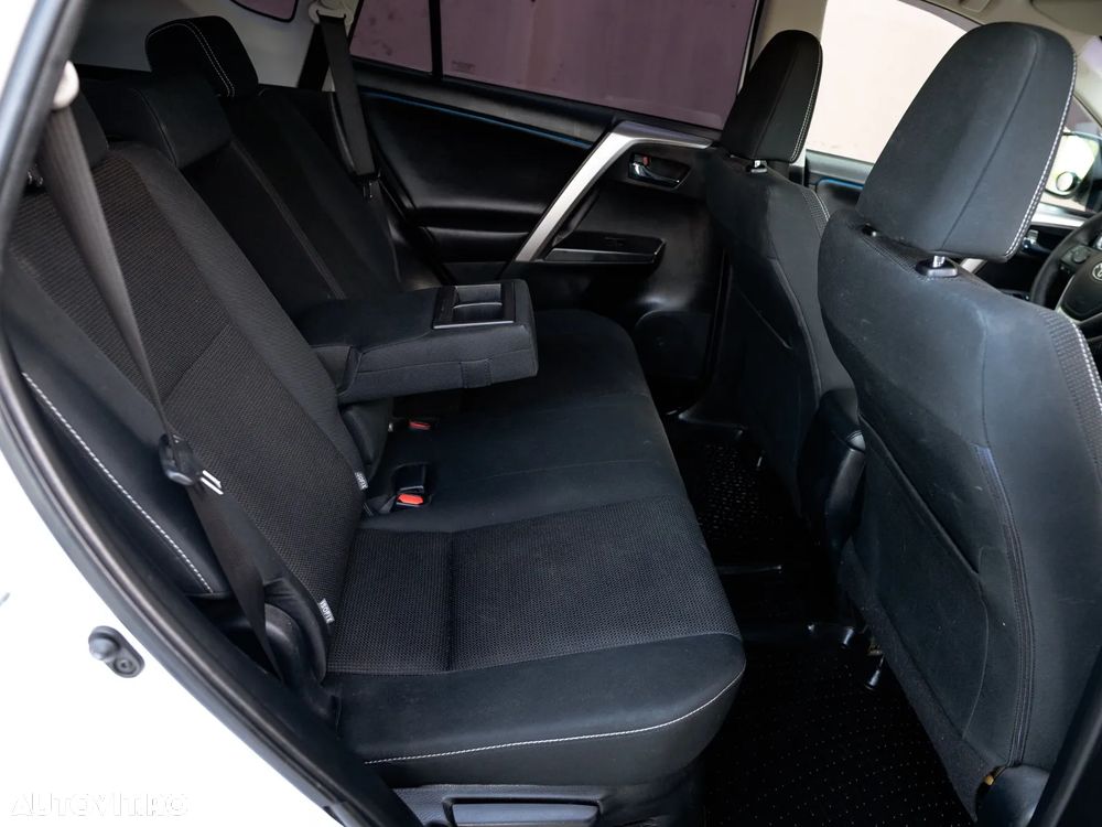 Toyota RAV4 2.5 4x4 Executive - 9