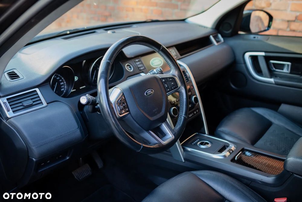 Land Rover Discovery Sport - 22