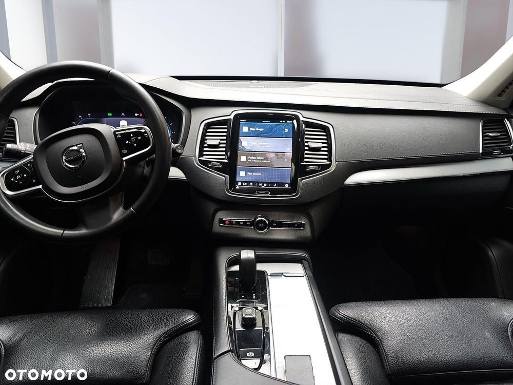 Volvo XC 90 - 8