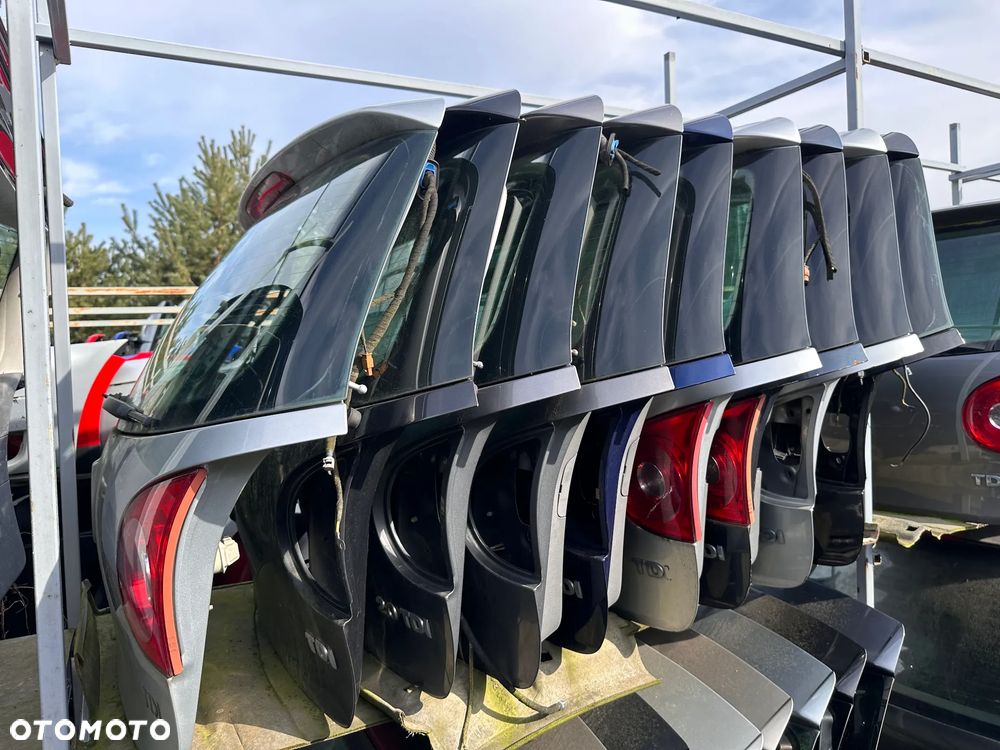 Klapa bagażnika tylna Vw Golf V 5 HB Różne kolory - 2