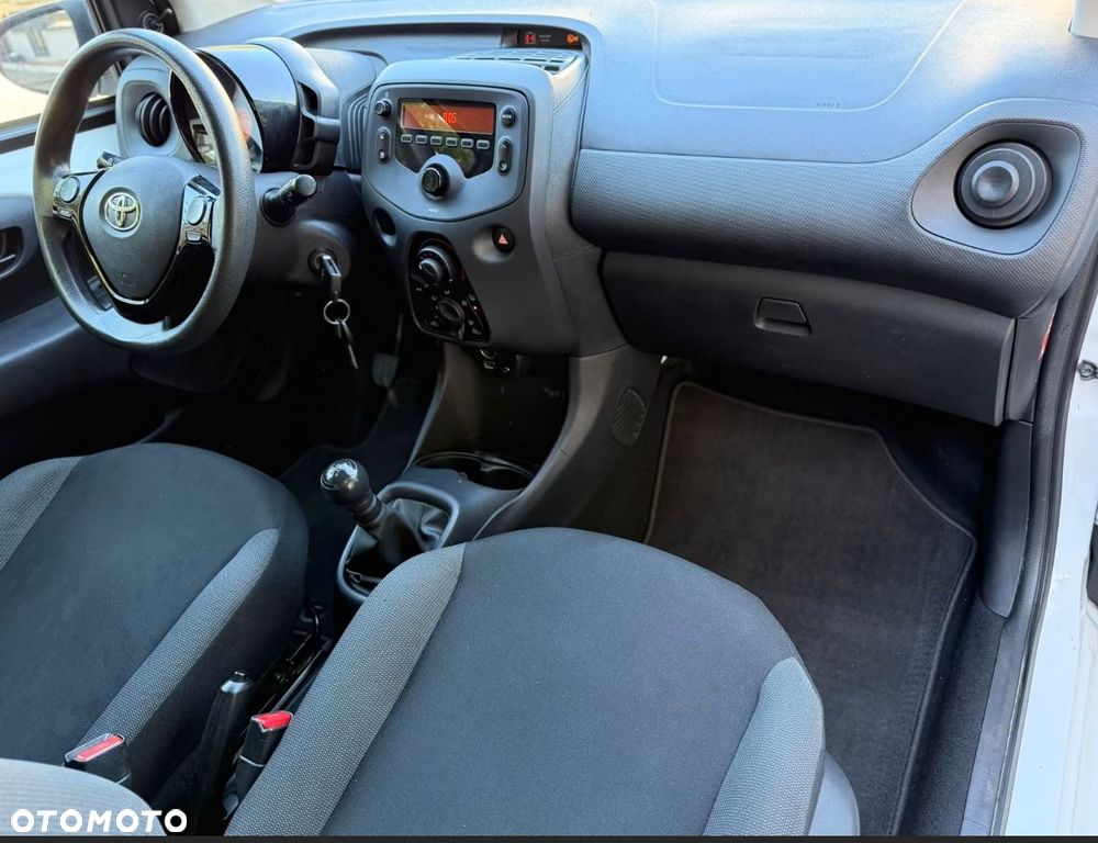Toyota Aygo 1.0 VVT-i Black Edition - 10
