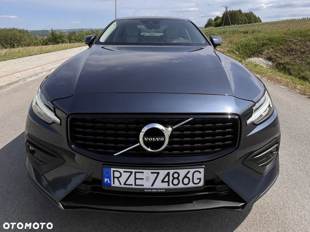 Volvo S60 T6 AWD Momentum Pro - 1