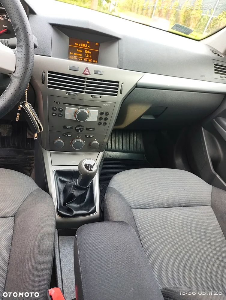 Opel Astra 1.8 Caravan Enjoy - 4