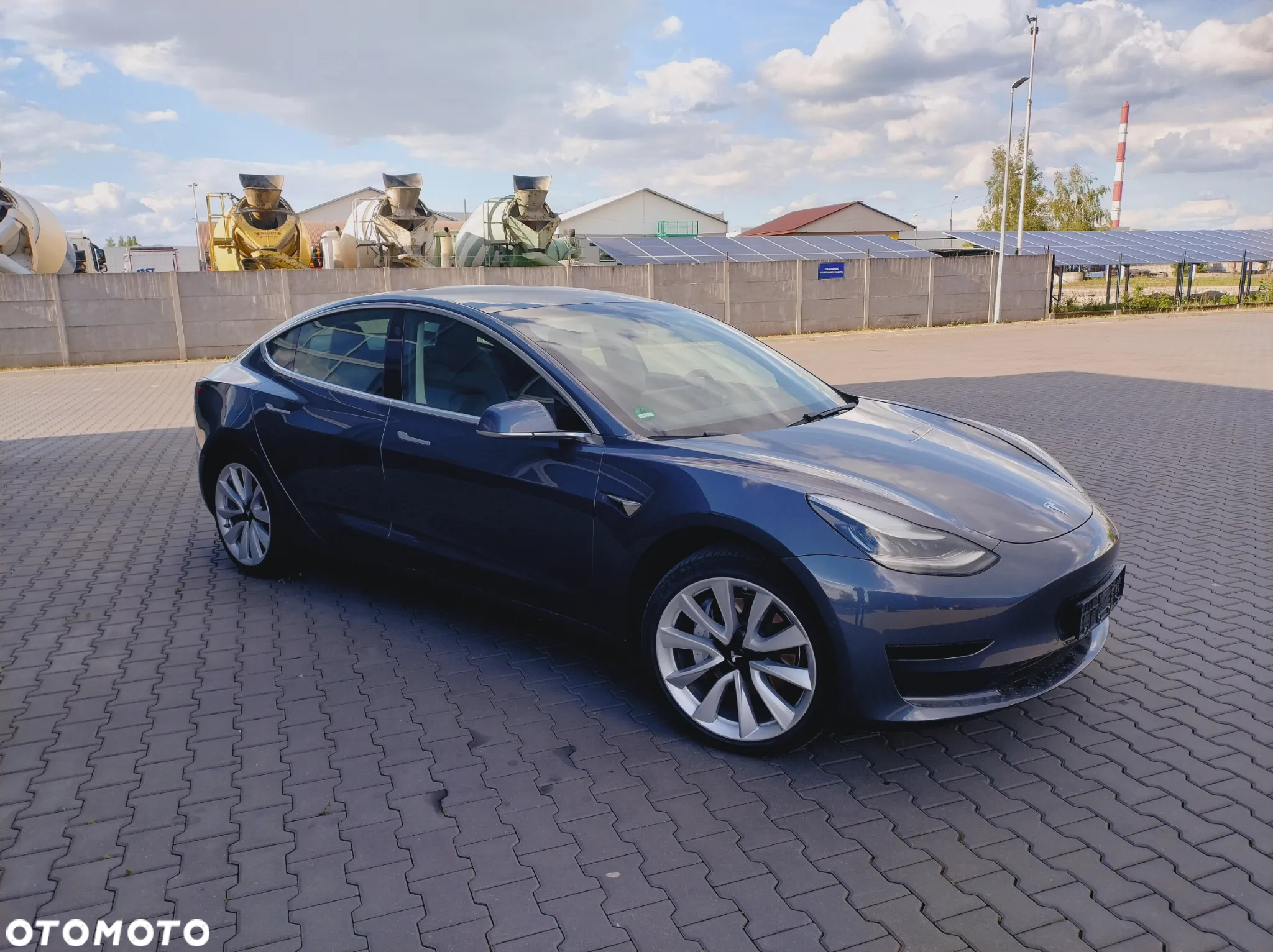 Tesla Model 3 Standard Reichweite Plus Hinterradantrieb - 2