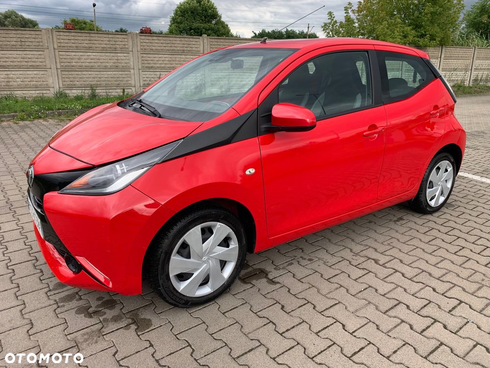 Toyota Aygo x-play Eco - 1