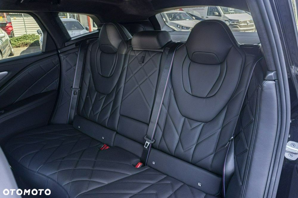 BMW XM 50e PHEV sport - 23