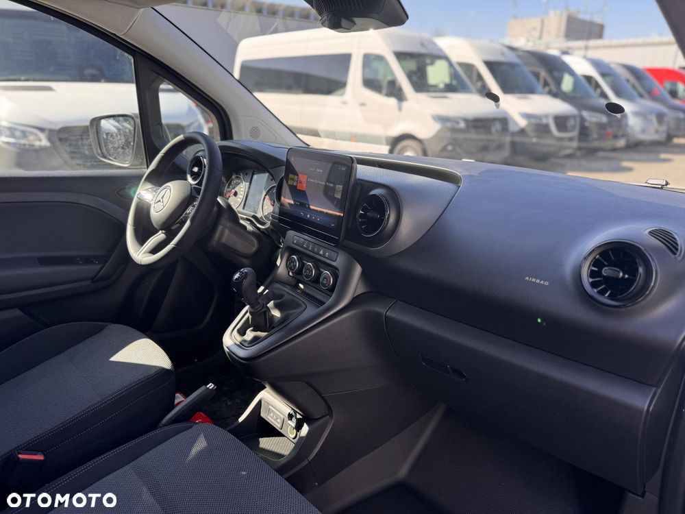 Mercedes-Benz Citan - 11