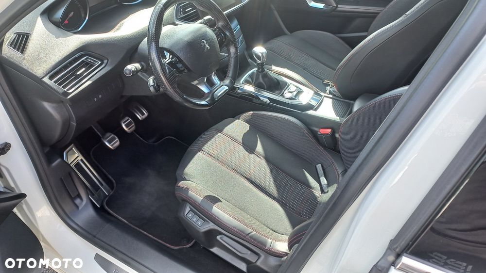 Peugeot 308 - 3