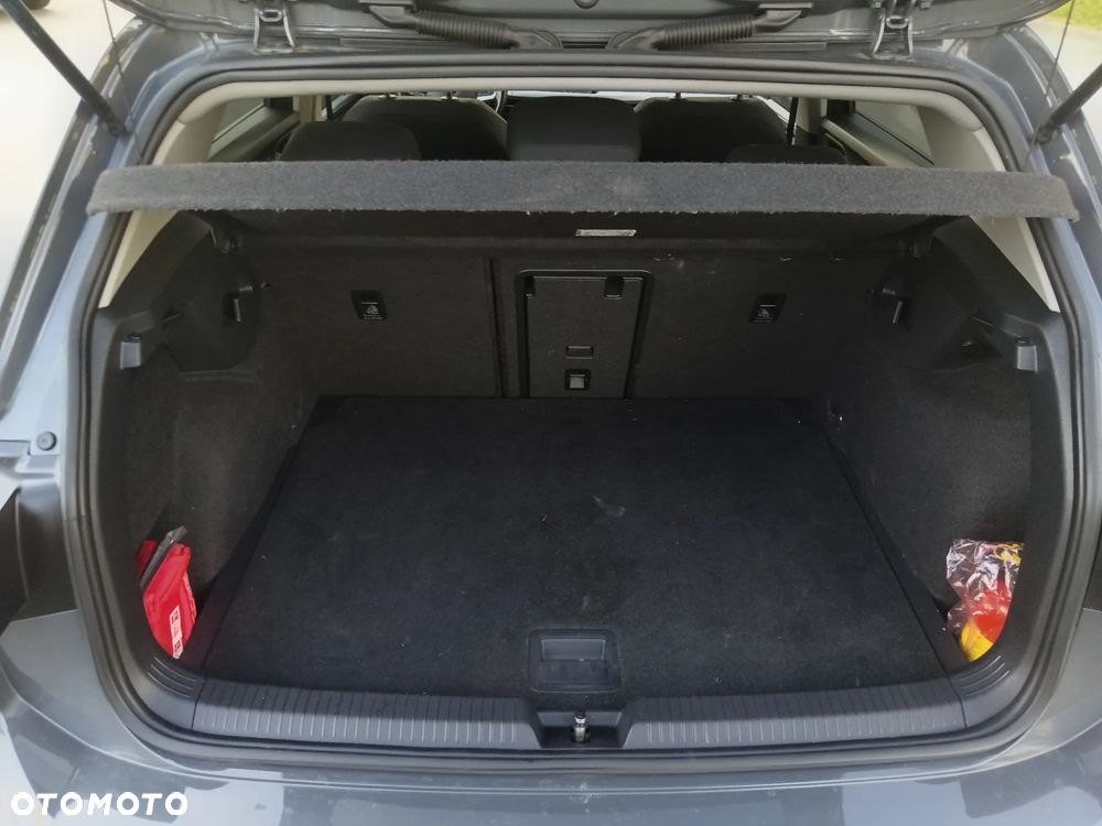 Volkswagen Golf 2.0 TDI (BlueMotion Technology) DSG Comfortline - 8