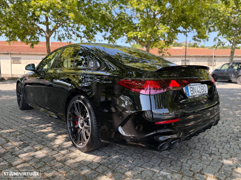 Mercedes-Benz E 53 AMG Hybrid 4Matic+ - 6