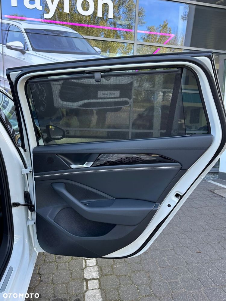 Volkswagen Passat 1.5 TSI EVO Elegance DSG - 16