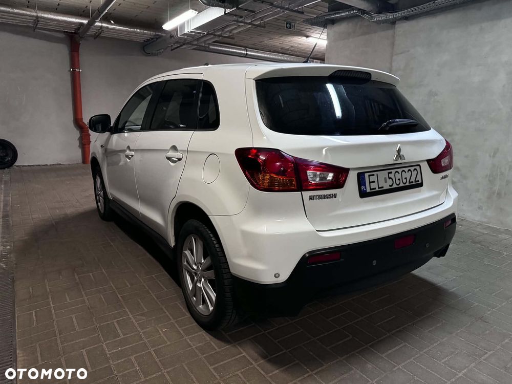 Mitsubishi Asx 2011 photo 4