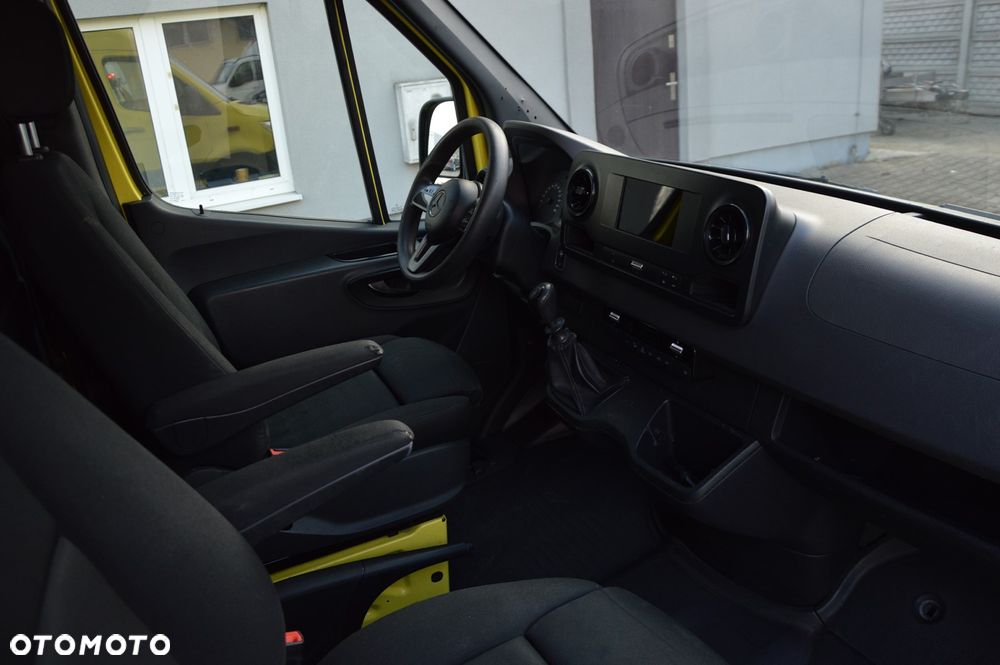 Mercedes-Benz SPRINTER L2H2 - 8