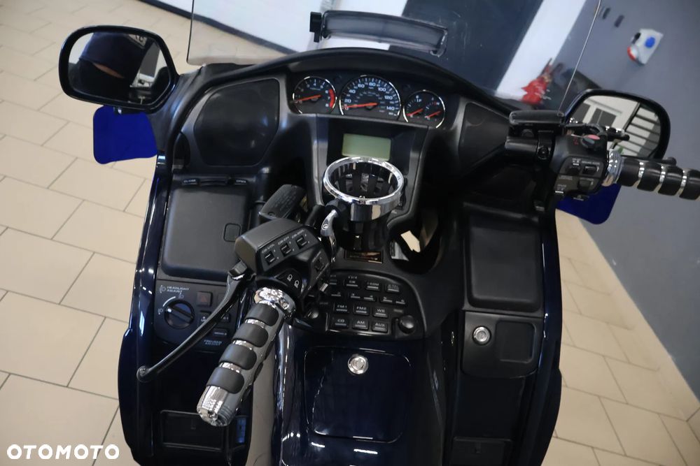 Honda GL - 33