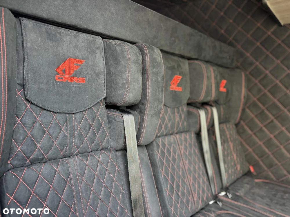 Mercedes-Benz Sprinter - 21