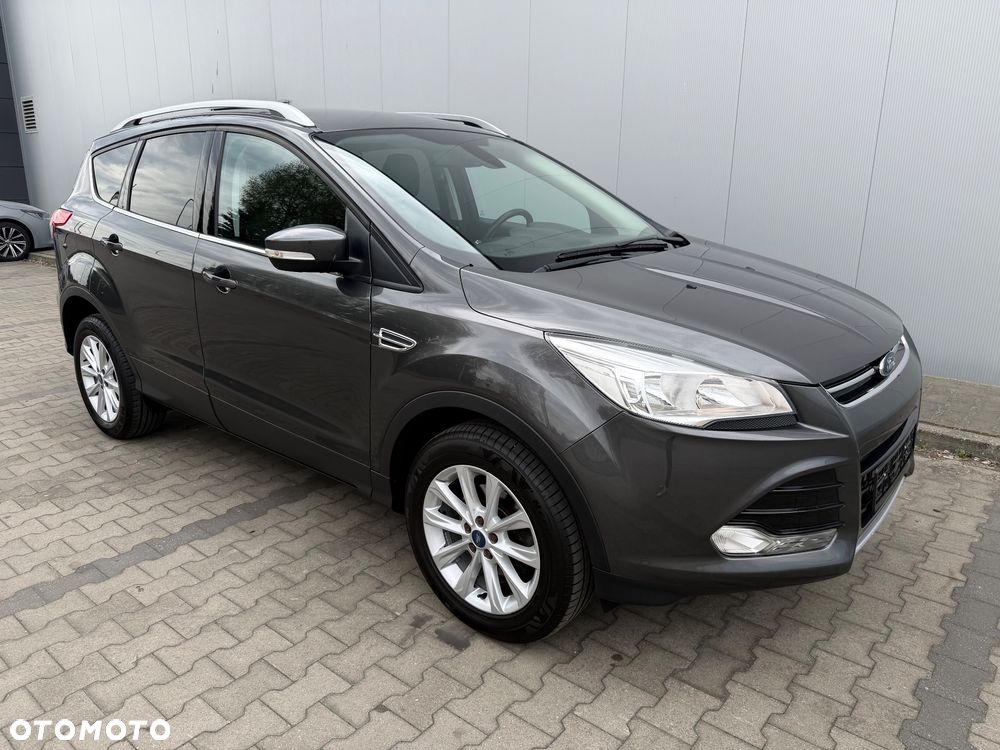 Ford Kuga 1.5 EcoBoost 2x4 Titanium - 14