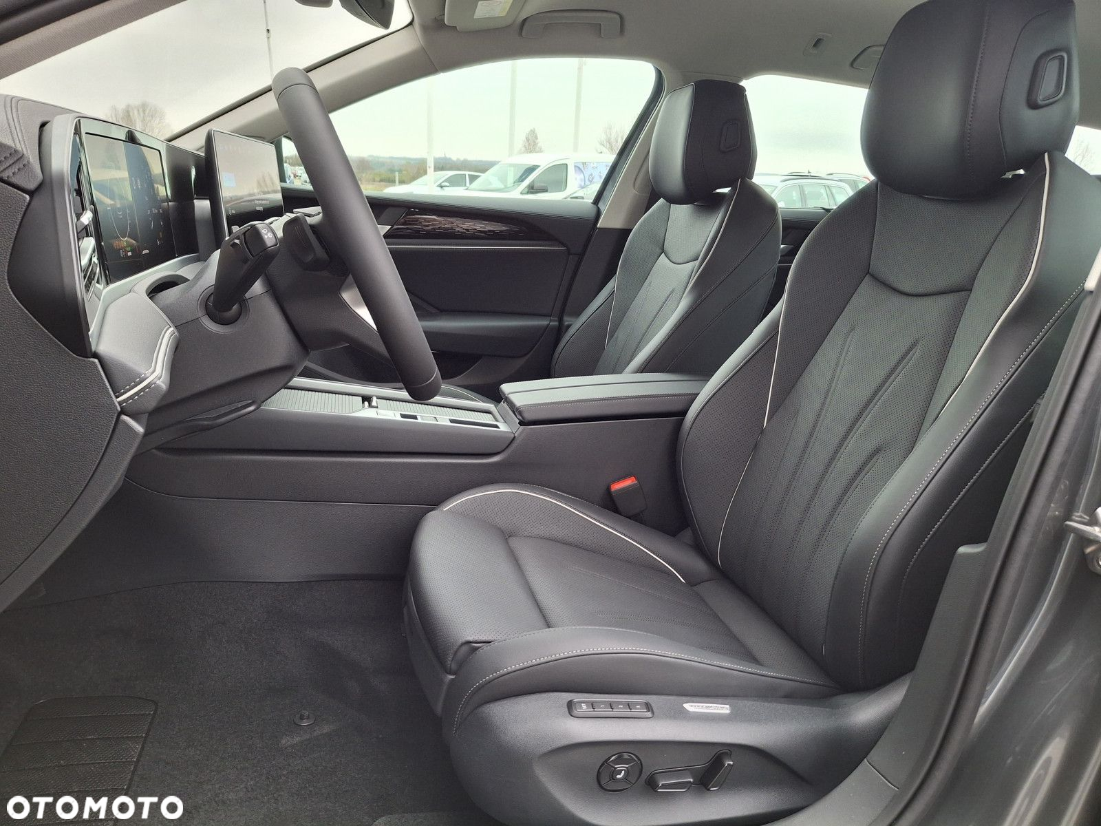 Volkswagen Passat - 11