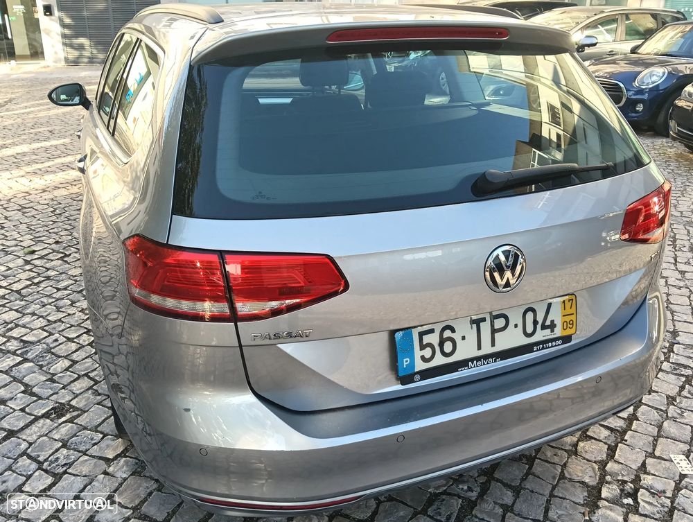 VW Passat Variant 1.6 TDI Highline - 17