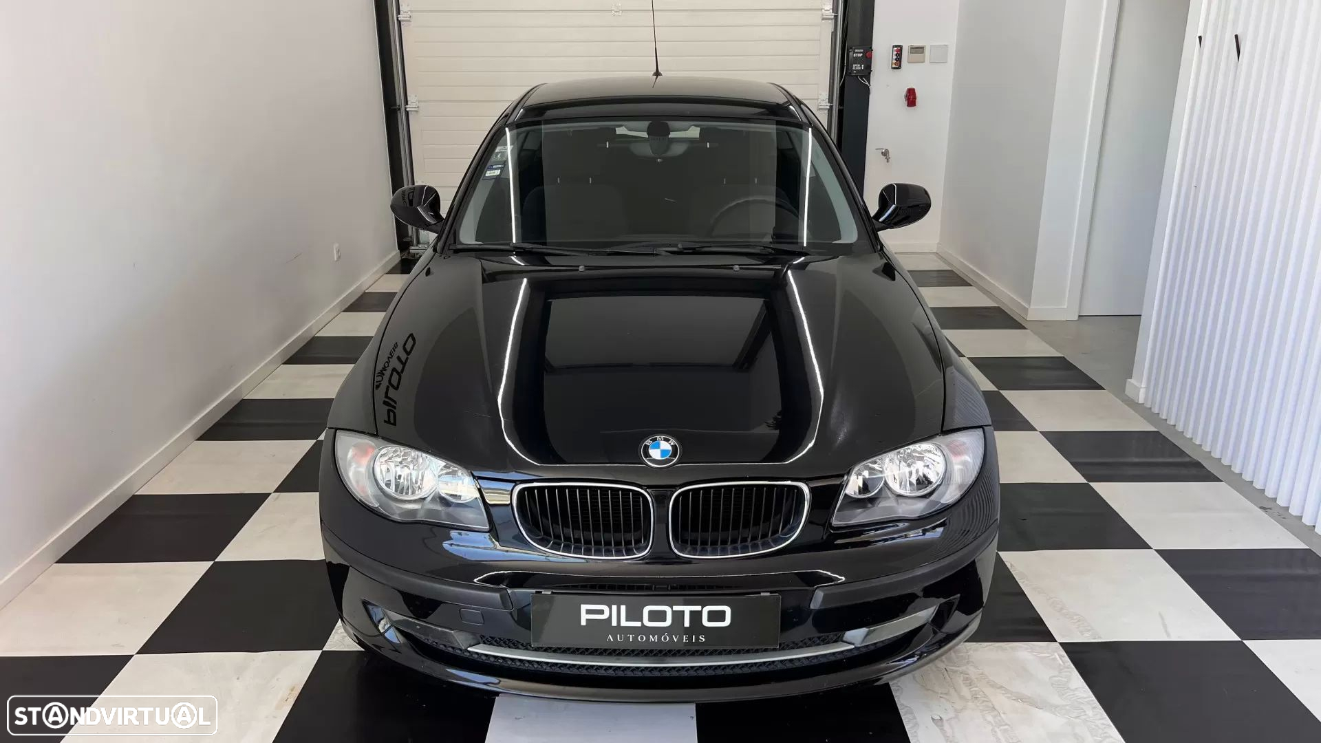 BMW 118 d Sport Line - 4