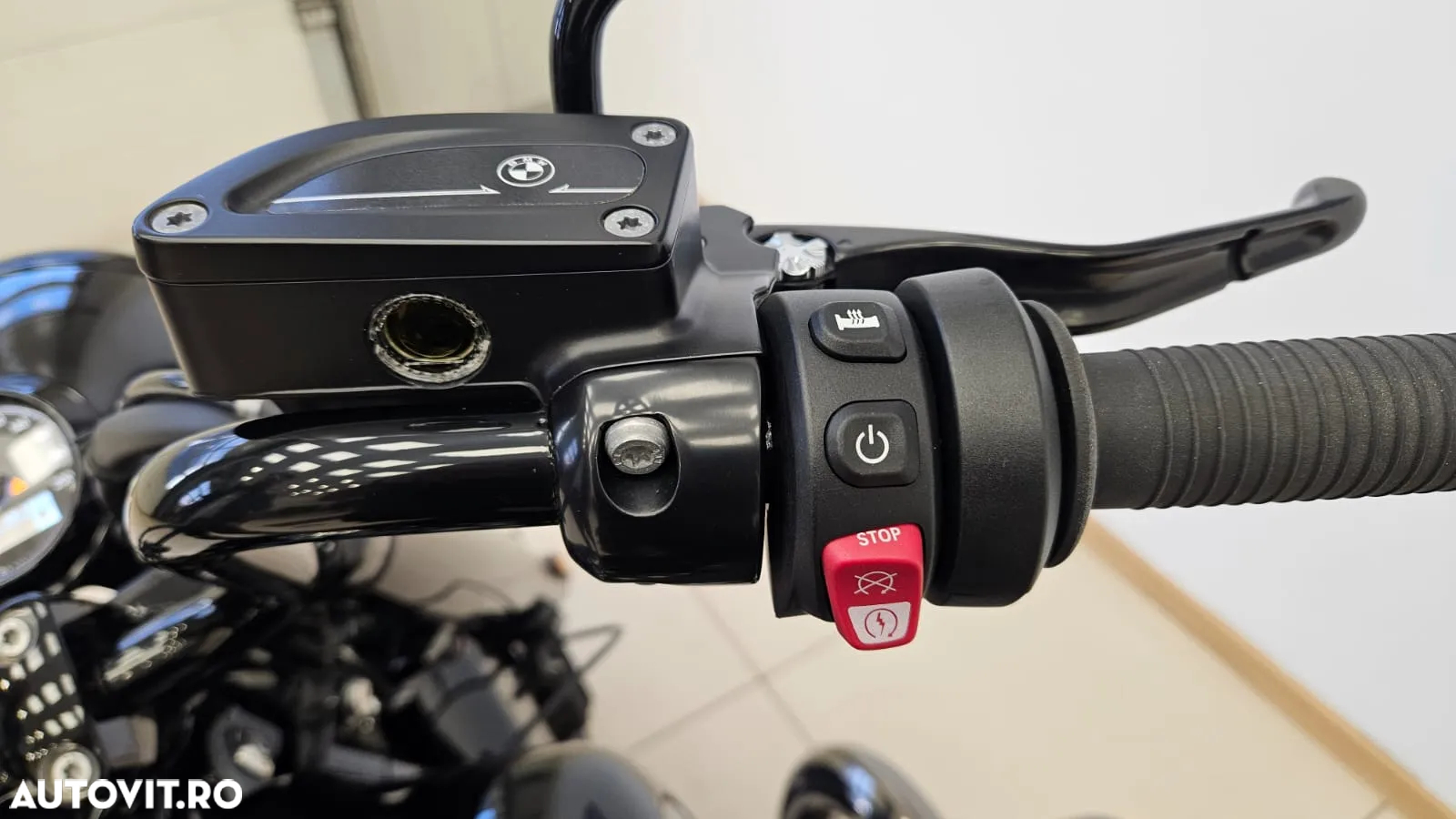 BMW R1850R - 11