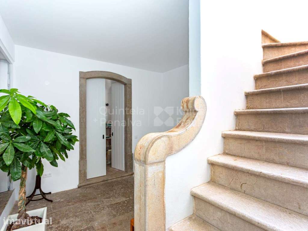 Casa senhorial T4+2 com garagem no centro Histórico de Tavira, Algarve - Grande imagem: 2/60
