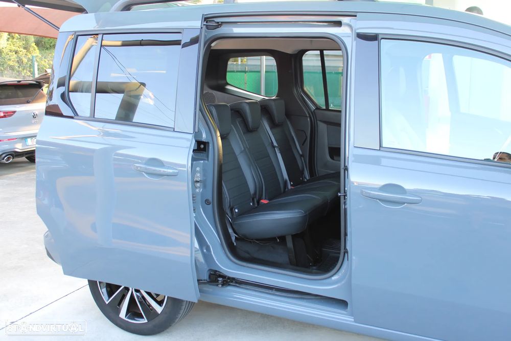 Mercedes-Benz T 180 d Auto Progressive - 12