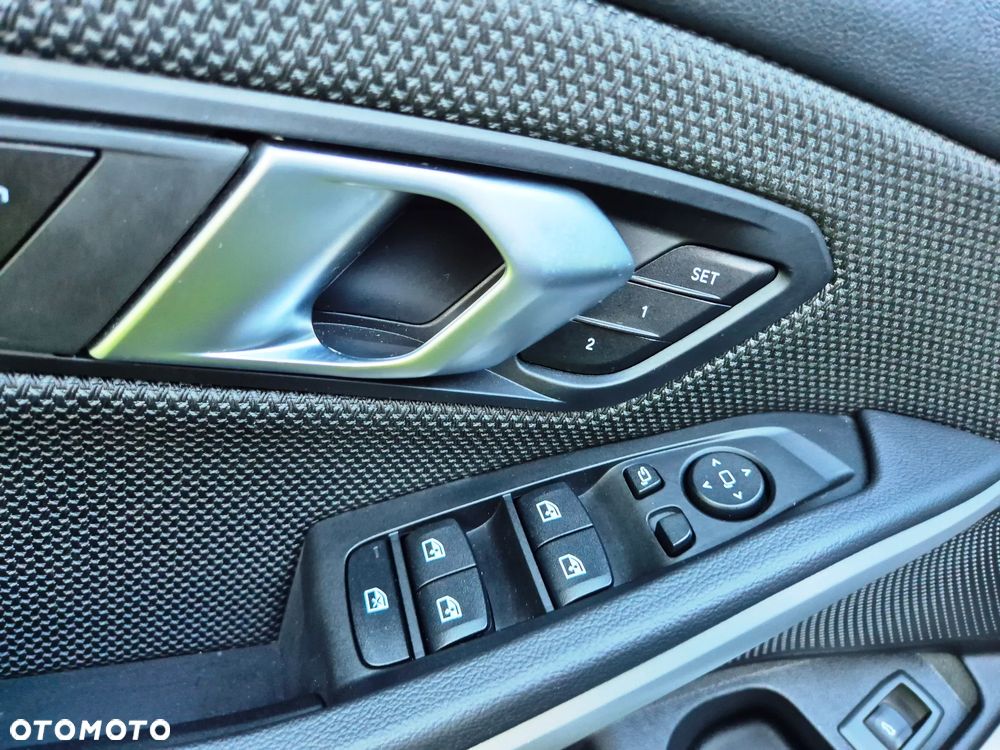 BMW Seria 3 318i Advantage - 22