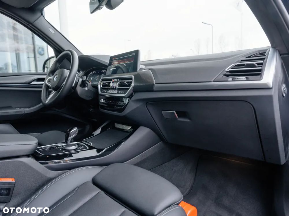 BMW X3 xDrive20i - 8